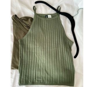 Green cropped tank top